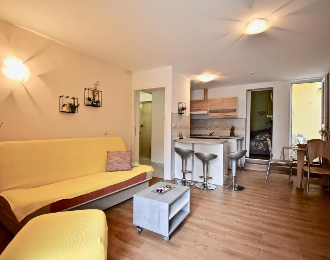 Holiday Apartments Μεντουλίν Εξωτερικό φωτογραφία
