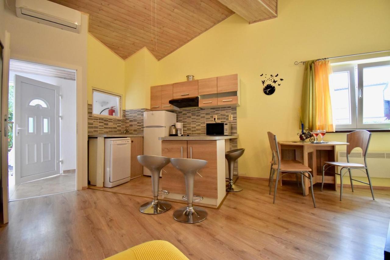 Holiday Apartments Μεντουλίν Εξωτερικό φωτογραφία